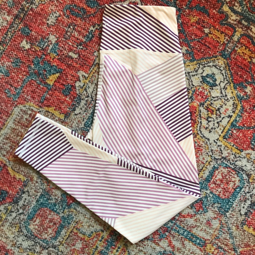 Old Navy Active Leggings